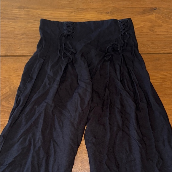 EVERYTHING $10: Jack by BB Dakota Women's Black Textured Pants - Picture 6 of 8